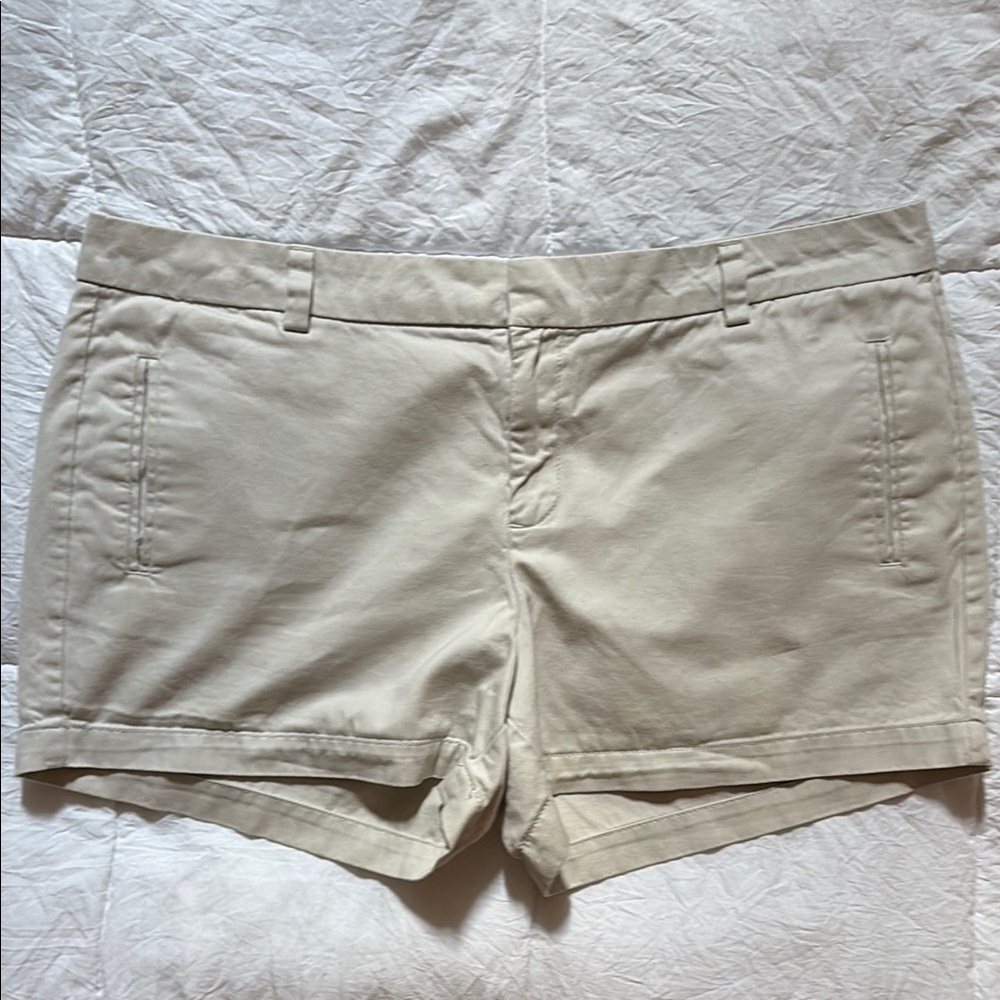 JCPenney Cream Shorts Classic Style